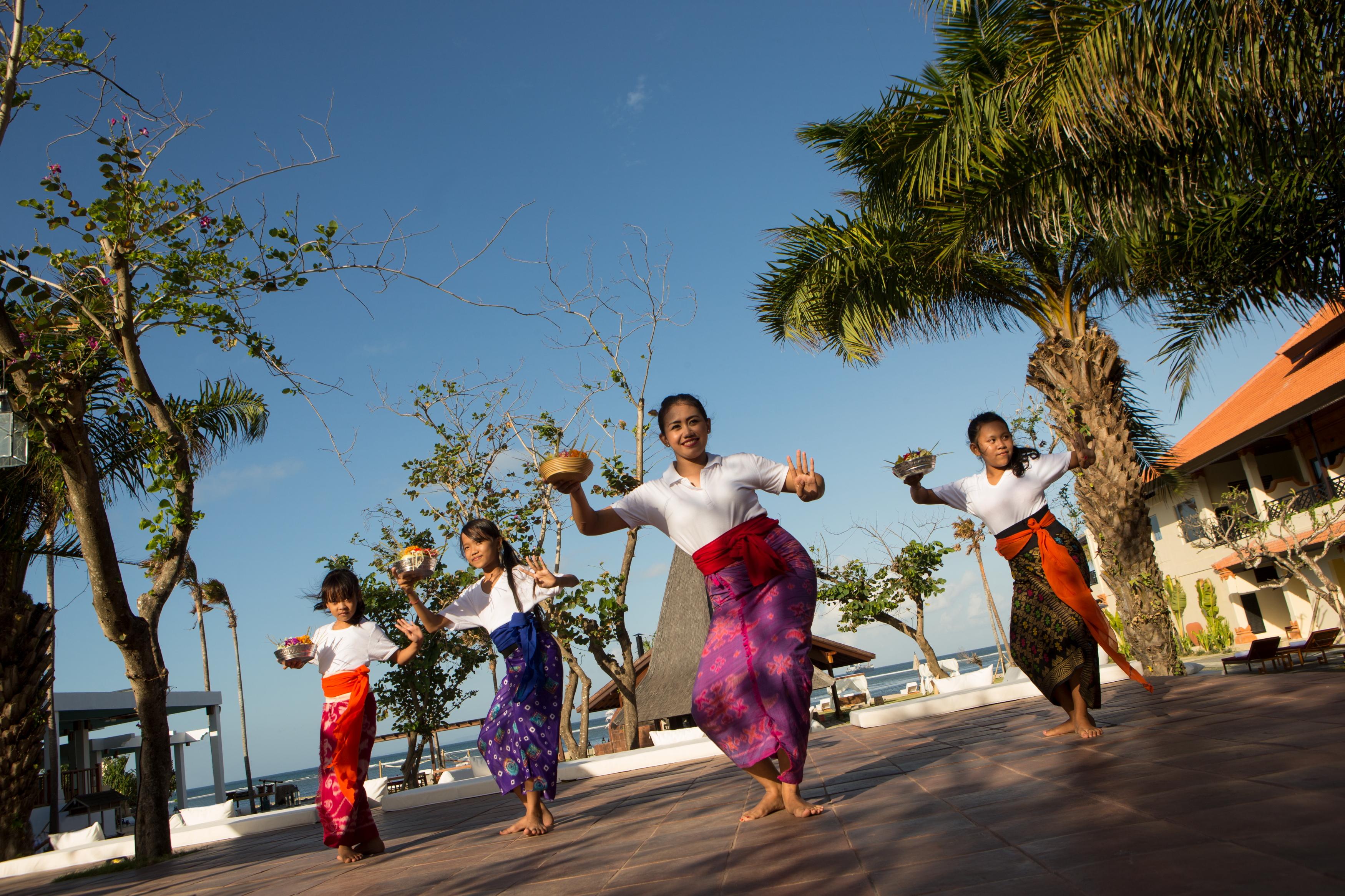 Sadara Resort Nusa Dua  Eksteriør bilde A traditional dance in Myanmar